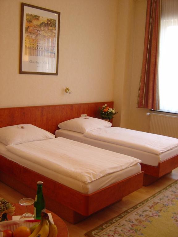 Bahnhof-Hotel Saarlouis Ruang foto